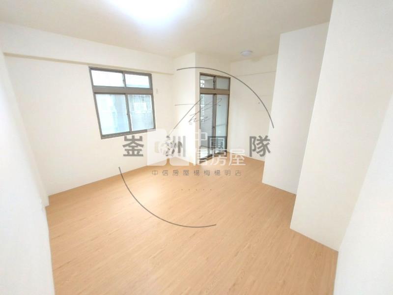 楊梅國中透天房屋室內格局與周邊環境