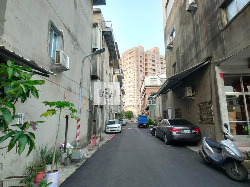 鼎金學區待整修3樓寓房屋室內格局與周邊環境