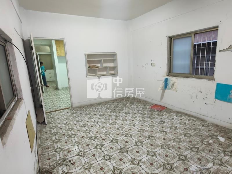 鼎金學區待整修3樓寓房屋室內格局與周邊環境