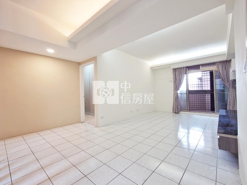 富宇新天地2+1房車位房屋室內格局與周邊環境