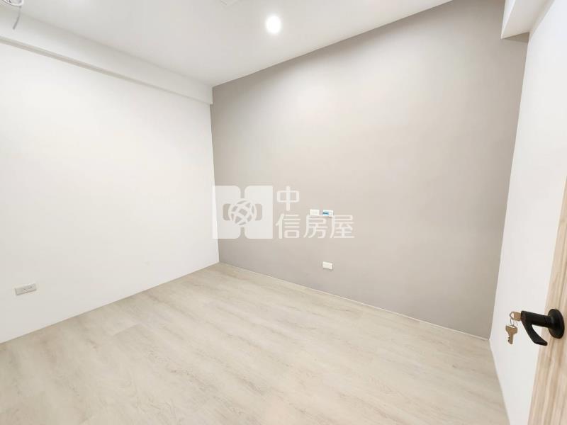 忠福商圈稀有低樓層美三房房屋室內格局與周邊環境