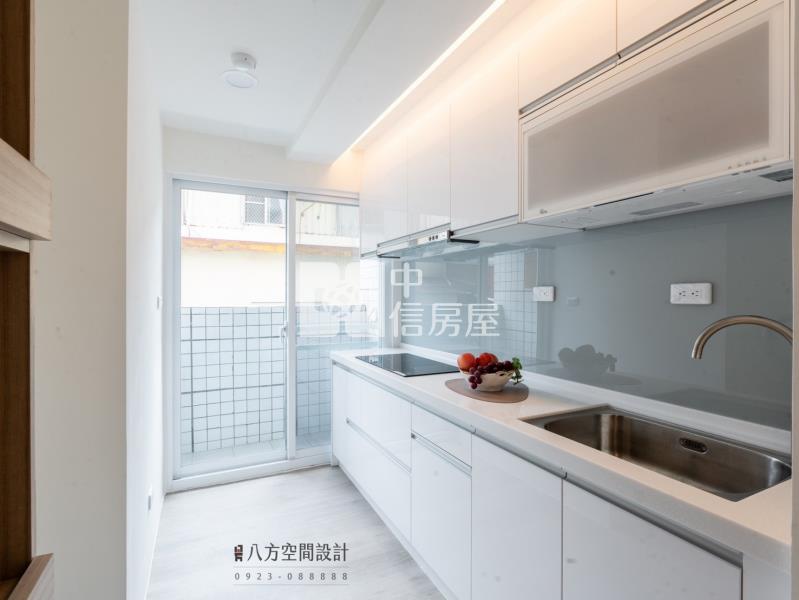歸仁文化國小裝潢美3房房屋室內格局與周邊環境