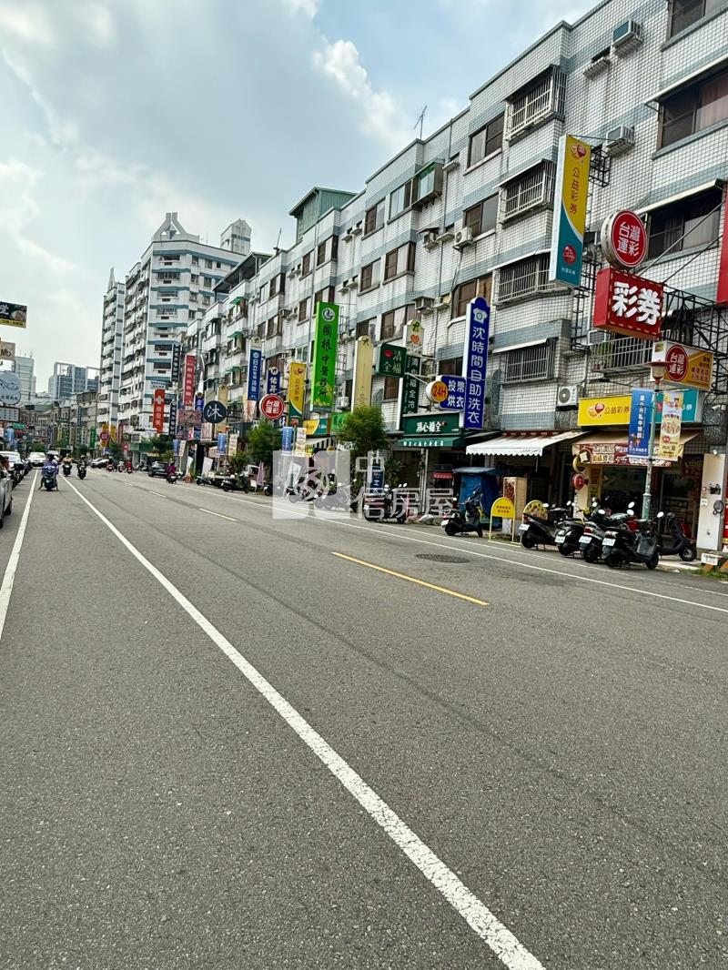 樹孝商圈旁三房2樓美寓房屋室內格局與周邊環境