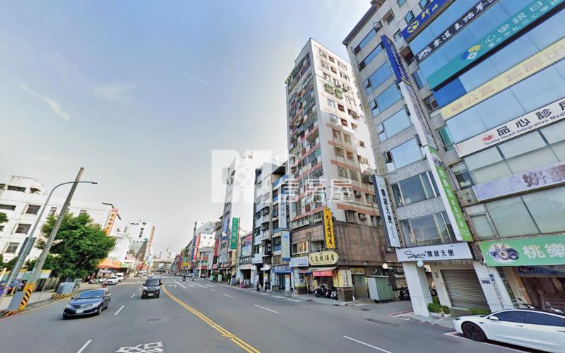 第三市場邊間黃金店面房屋室內格局與周邊環境
