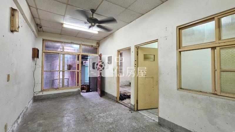 東山商圈可危老住二平房房屋室內格局與周邊環境