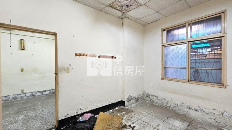 東山商圈可危老住二平房房屋室內格局與周邊環境