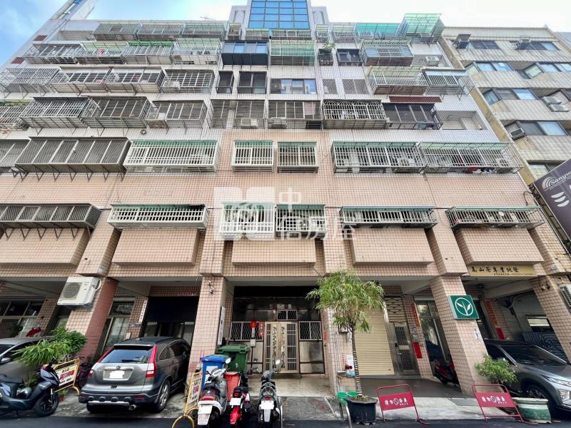 祿存星大樓近一中全新整理電梯精品兩房房屋室內格局與周邊環境