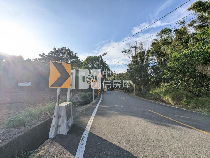 近青埔臨A19臨路8米美農地房屋室內格局與周邊環境