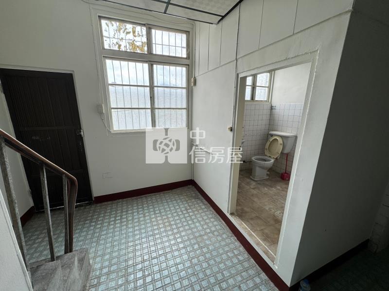 埔里市區中山路低總價透天房屋室內格局與周邊環境