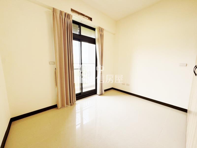 【安家】近青埔頂樓大露臺景觀戶房屋室內格局與周邊環境