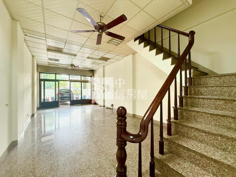 復興公園河畔金店面房屋室內格局與周邊環境