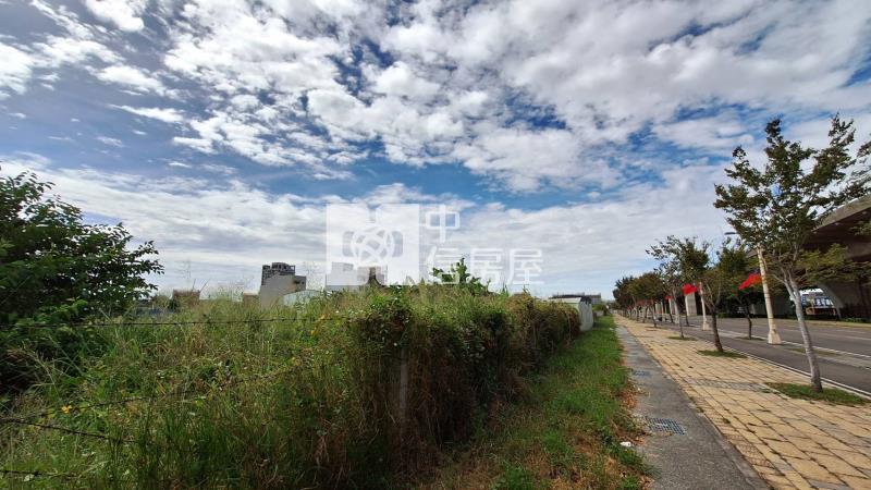 緊鄰快速道路精華14期住宅建地房屋室內格局與周邊環境