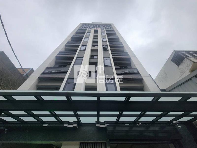 (A)站前全新1+2樓+車位(中信卓越團隊)房屋室內格局與周邊環境