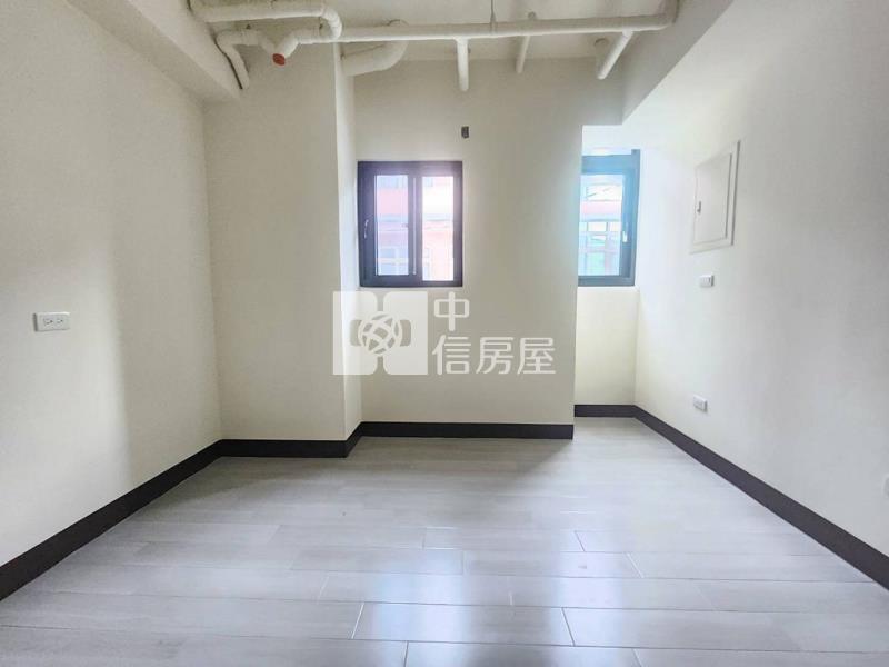 (A)站前全新1+2樓+車位(中信卓越團隊)房屋室內格局與周邊環境