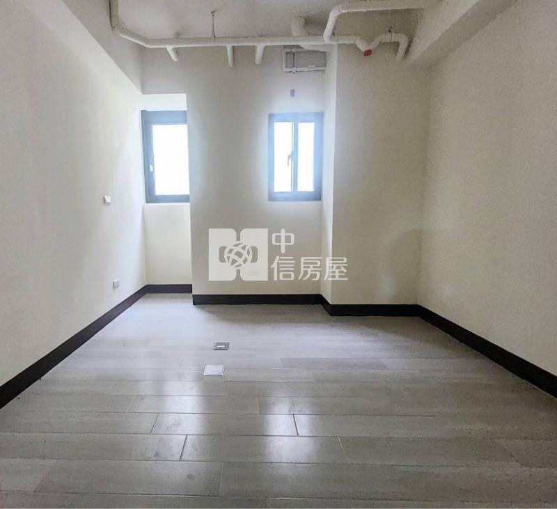 (A)站前全新1+2樓+車位(中信卓越團隊)房屋室內格局與周邊環境