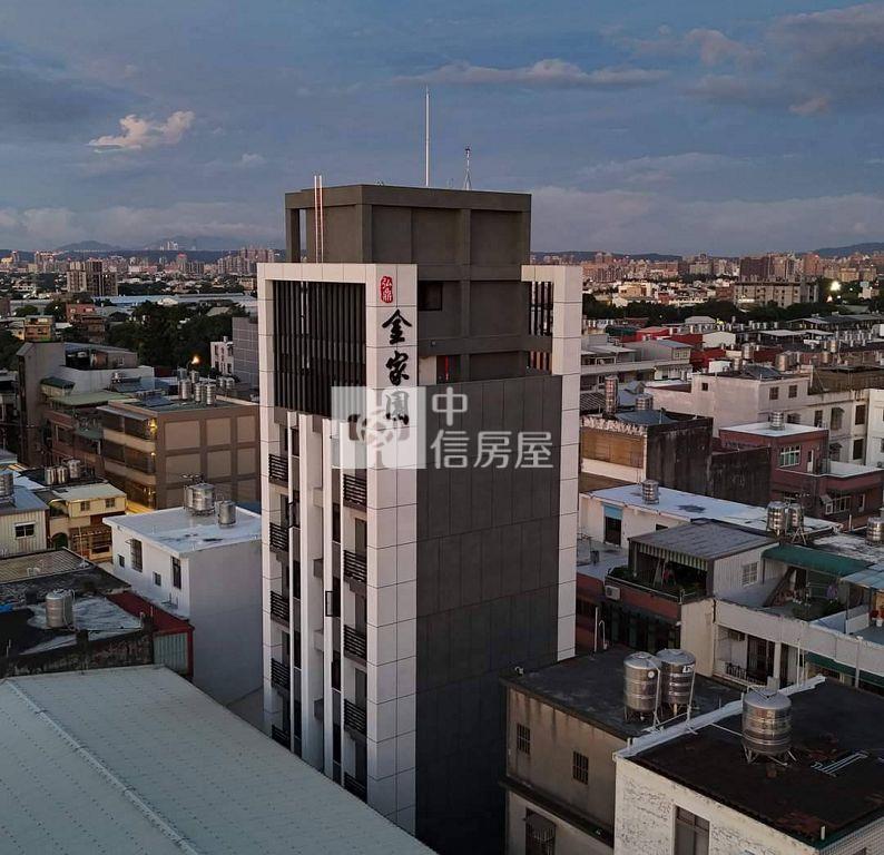 (A)站前全新1+2樓+車位(中信卓越團隊)房屋室內格局與周邊環境