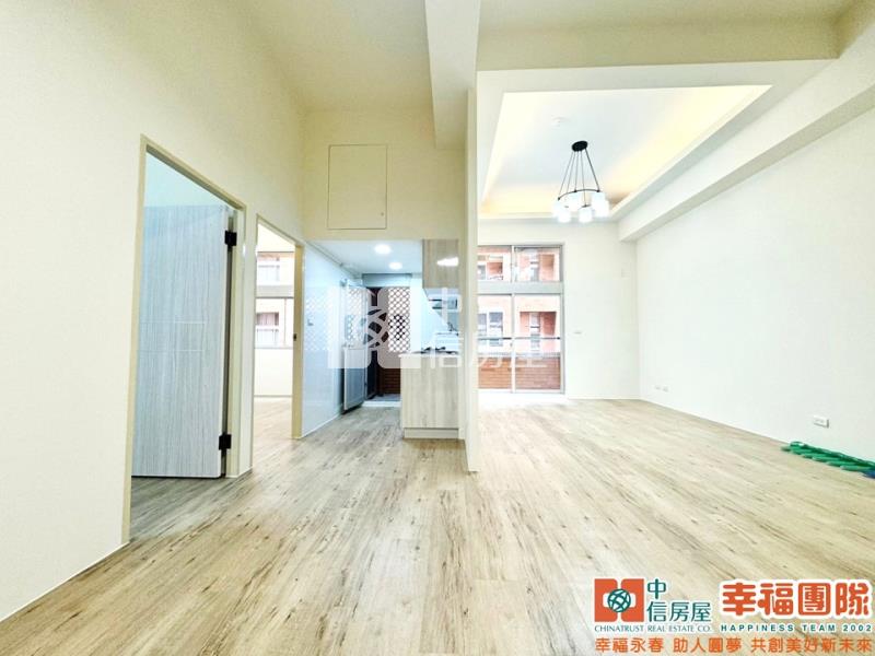 工學商圈挑高兩房平車房屋室內格局與周邊環境