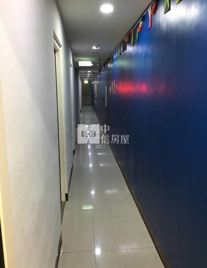 21間電梯套房旅館房屋室內格局與周邊環境