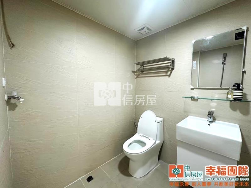 中國醫全新整理高投報電梯五套房屋室內格局與周邊環境