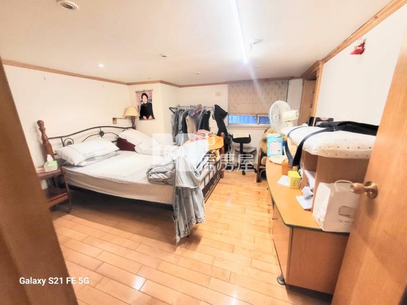 冠倫大國樓中樓2+1房房屋室內格局與周邊環境