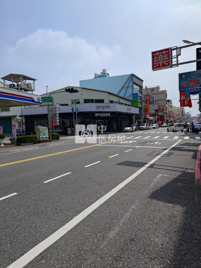 東區透天金店面收9套房租金房屋室內格局與周邊環境