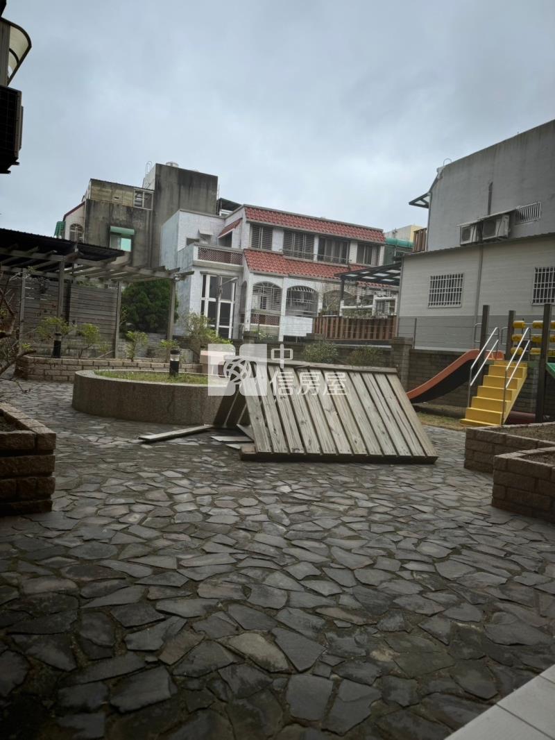 竹南環市路黃金住店房屋室內格局與周邊環境