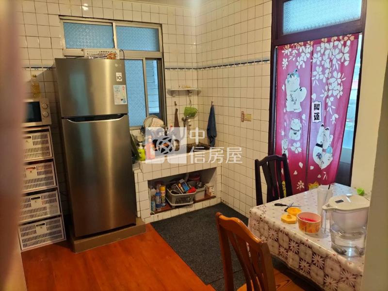 河濱公園高投報四房美寓房屋室內格局與周邊環境