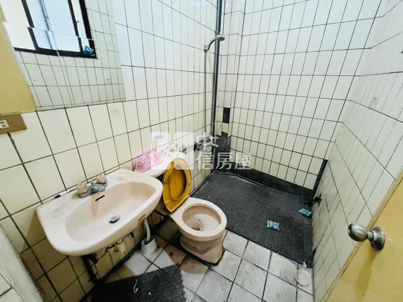 中興商圈大地坪文武百市金透店房屋室內格局與周邊環境