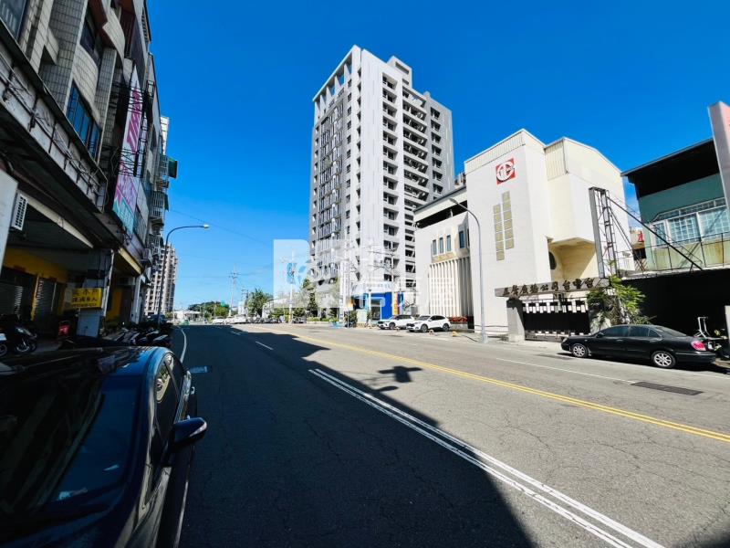 中興商圈大地坪文武百市金透店房屋室內格局與周邊環境
