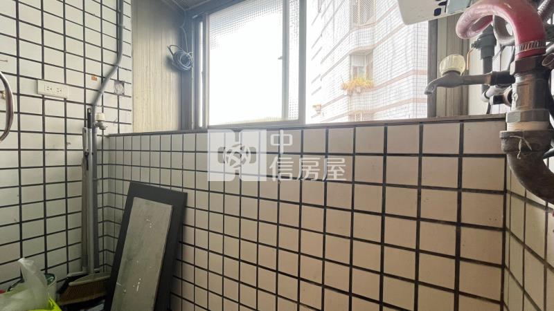 中國醫全新整理精美套房房屋室內格局與周邊環境