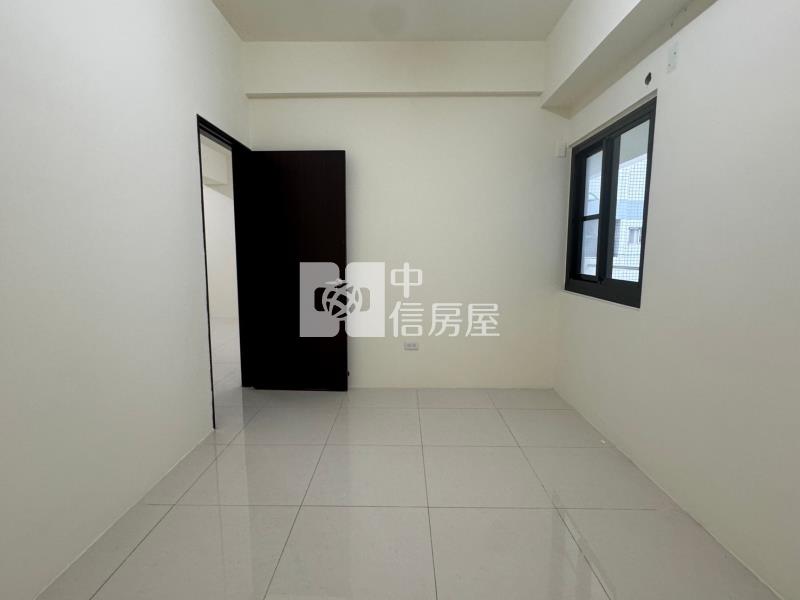 崇明國中新穎3+1房華廈平車房屋室內格局與周邊環境