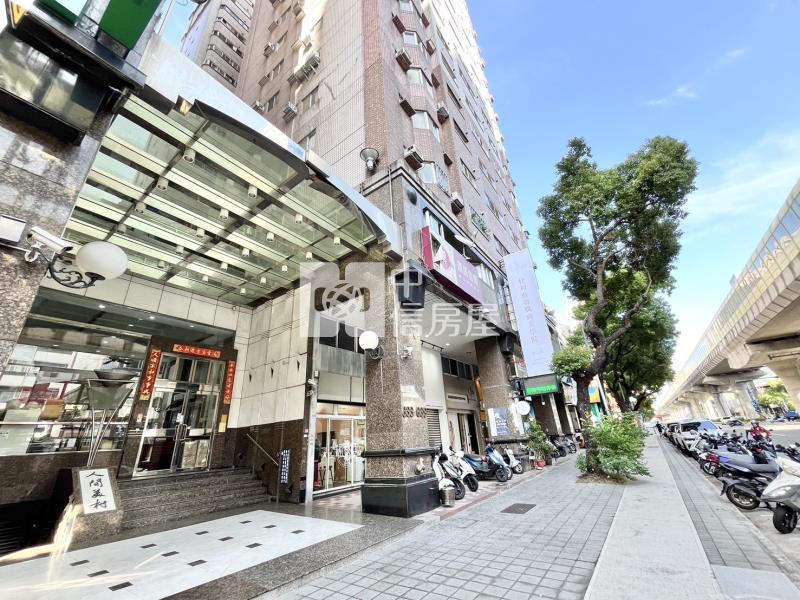 人間美村三房車位房屋室內格局與周邊環境