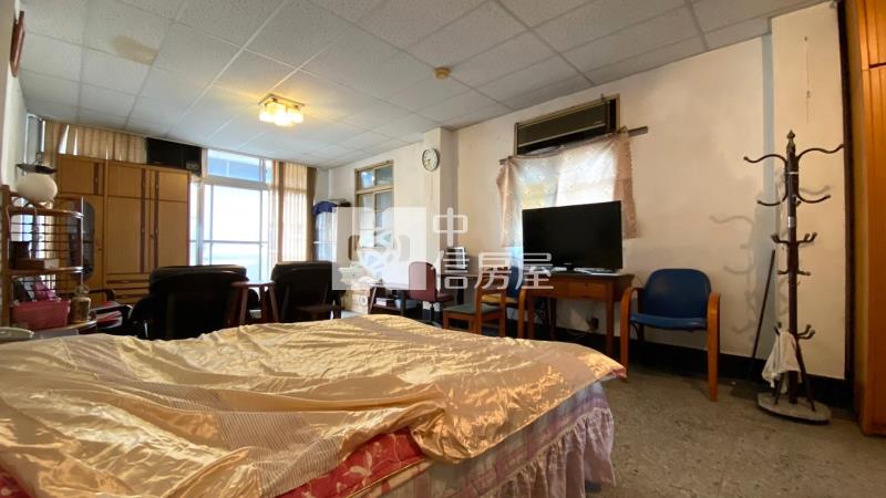 三井湖濱園區邊間黃金透店房屋室內格局與周邊環境