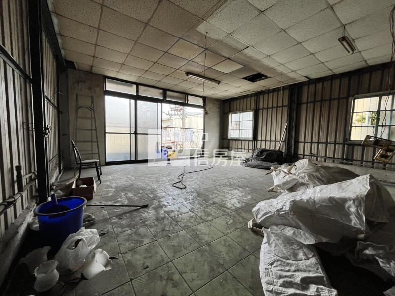 大里增值邊間雙車大地坪透天房屋室內格局與周邊環境
