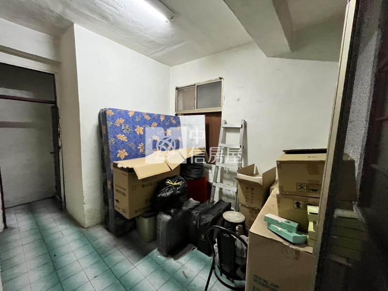 大里增值邊間雙車大地坪透天房屋室內格局與周邊環境