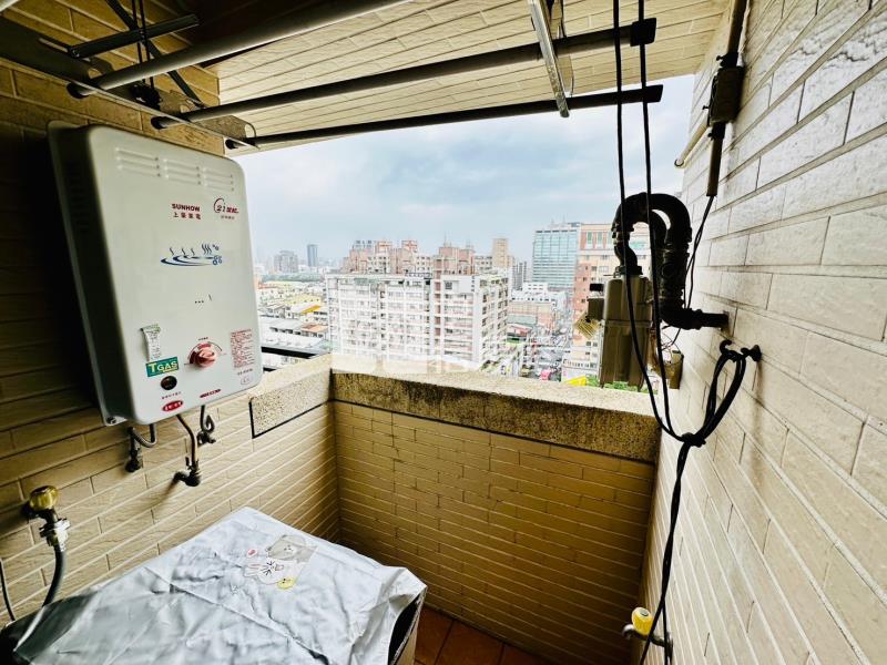 寓上逢甲視野戶附車位房屋室內格局與周邊環境