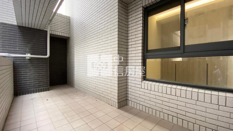 樹孝商圈超值首選輕屋齡四房B1雙平車房屋室內格局與周邊環境