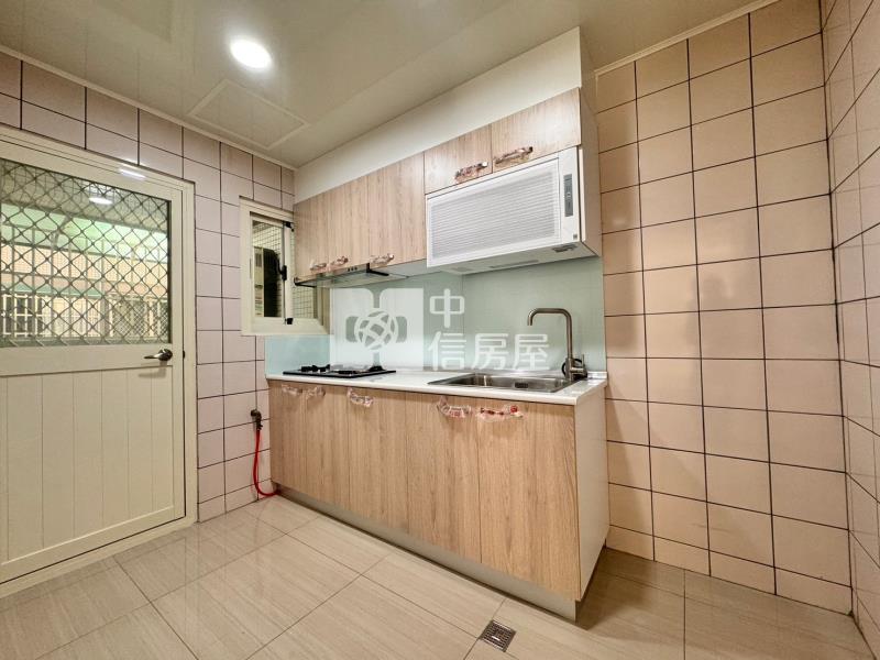 國安國宅小資3房房屋室內格局與周邊環境