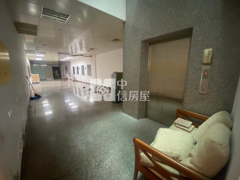 【安家】中壢火車站電梯透店+6大套房房屋室內格局與周邊環境