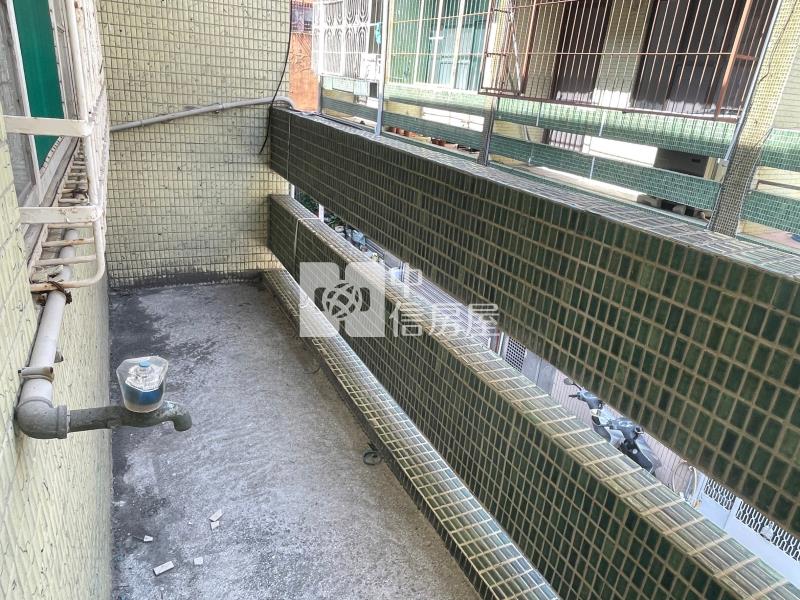 東區邊間五房需整理透天房屋室內格局與周邊環境