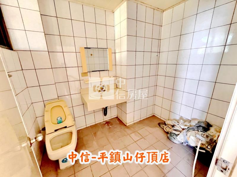 市區旁大地坪五房便宜透天房屋室內格局與周邊環境