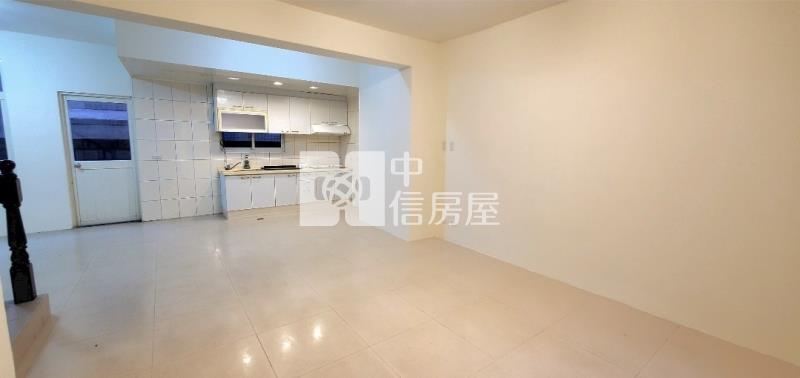 五楊高架美透天房屋室內格局與周邊環境
