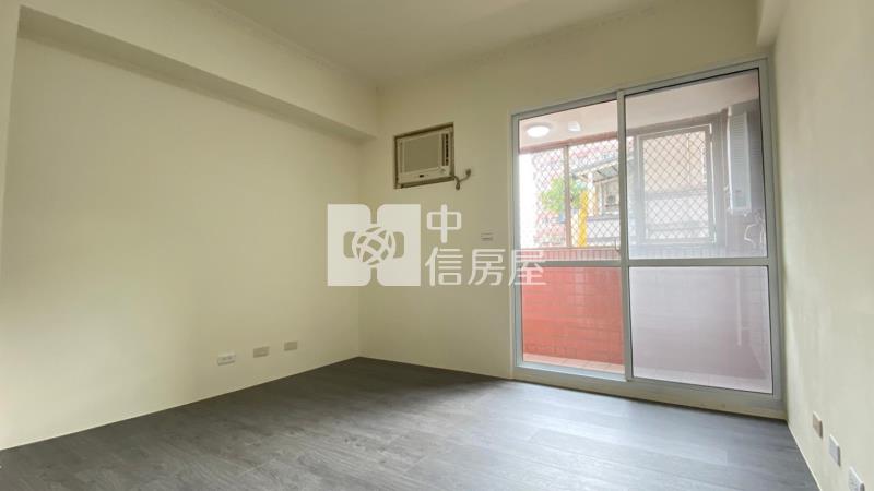 大里軟體科技園區漂亮樓店房屋室內格局與周邊環境