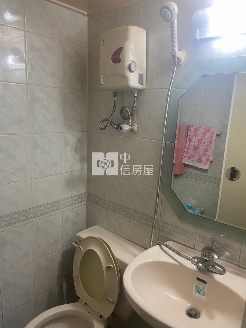 城市經典高樓景觀套房房屋室內格局與周邊環境