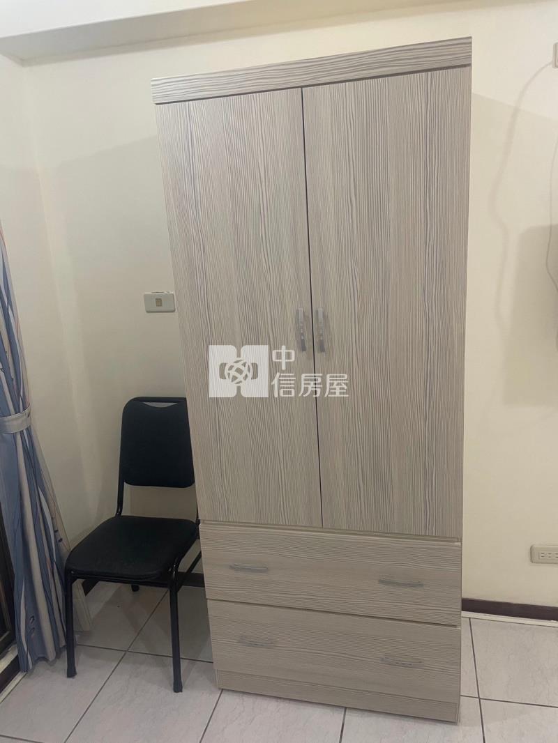 城市經典高樓景觀套房房屋室內格局與周邊環境
