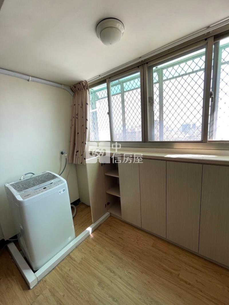 大里裕毛屋美套房房屋室內格局與周邊環境