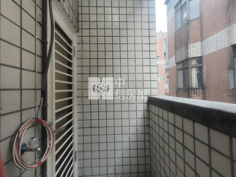 寶祥縣寶2房車房屋室內格局與周邊環境