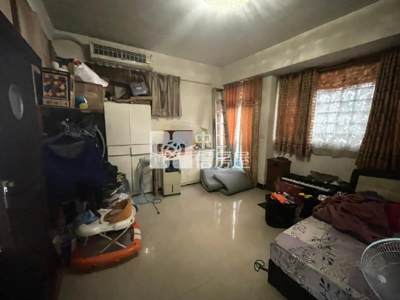 中華路電梯透天房屋室內格局與周邊環境
