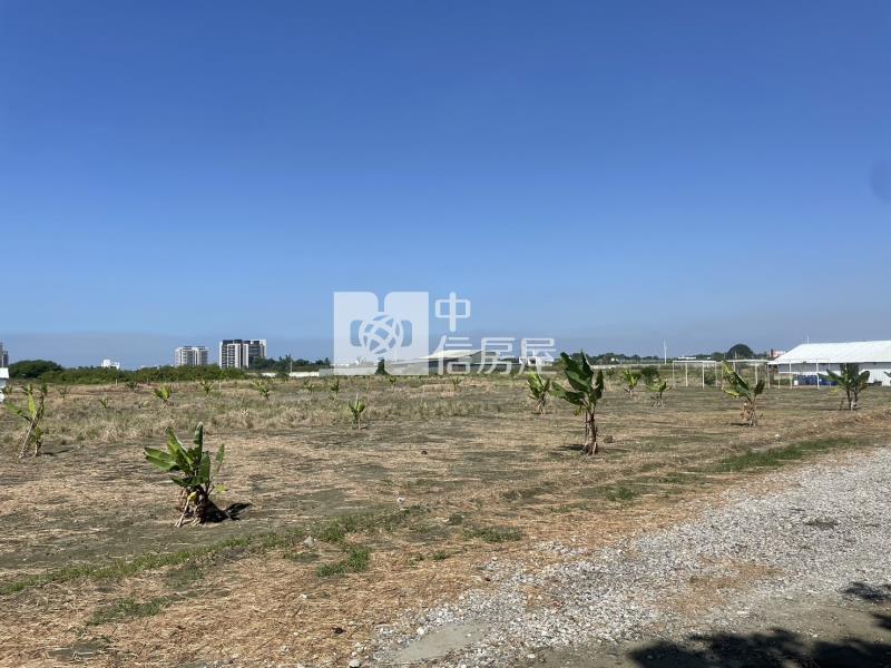 近國1號881坪角窗農地房屋室內格局與周邊環境