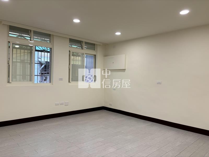 水美國小美透天房屋室內格局與周邊環境